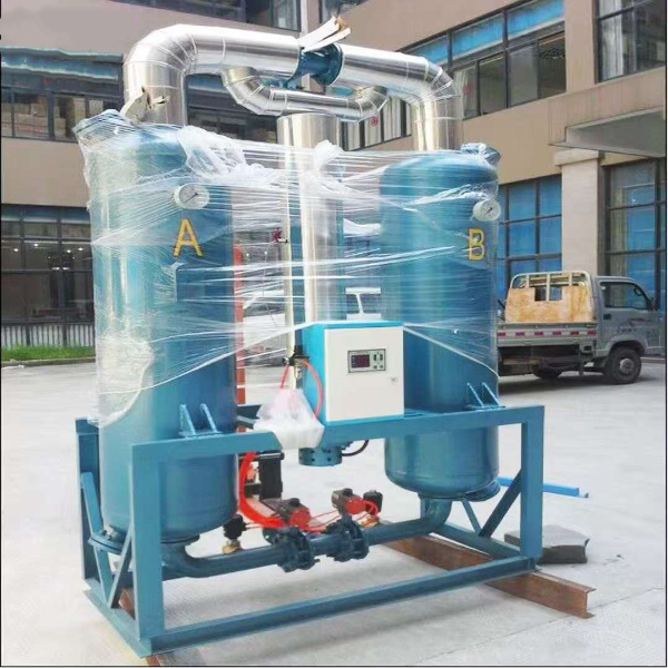 220立方零氣耗壓縮熱再生吸附式干燥機(jī) 220立方零氣耗壓縮熱再生吸附式干燥機(jī)